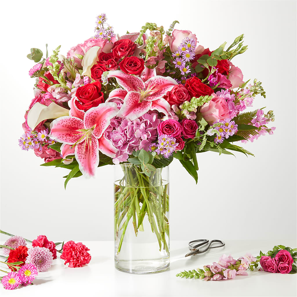 Swooning Over You - A Luxury Florist Original – FLOWER'S SMILING DESIGNS, Manchester NJ