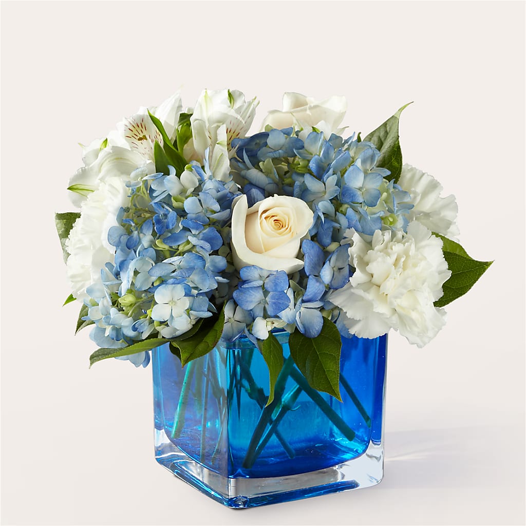 Soothing Waters Bouquet – FLOWER'S SMILING DESIGNS, Manchester NJ