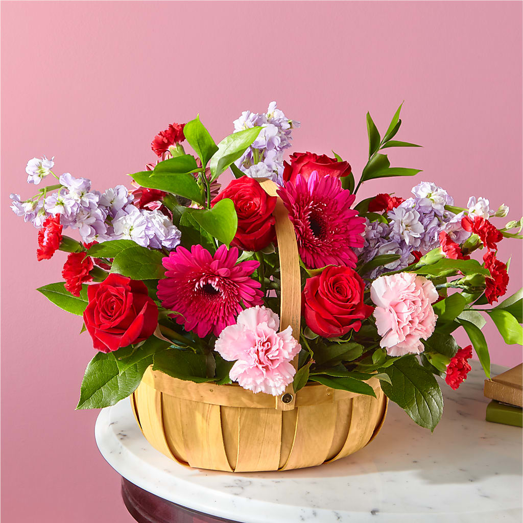 Pink Picnic Basket – FLOWER'S SMILING DESIGNS, Manchester NJ
