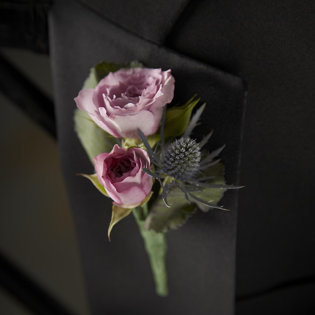 Veronica Boutonniere – FLOWER'S SMILING DESIGNS, Manchester NJ