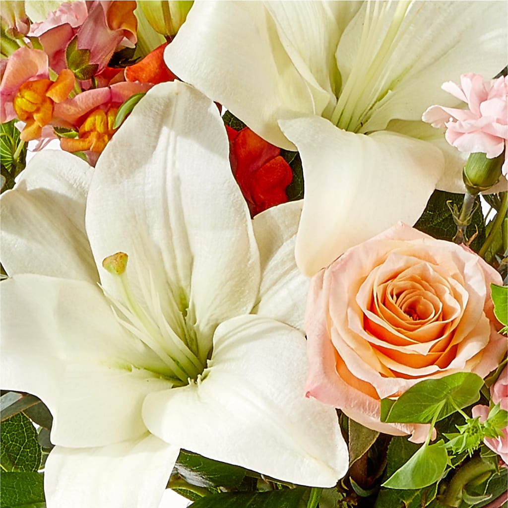 Grapefruit Splash Bouquet – FLOWER'S SMILING DESIGNS, Manchester NJ